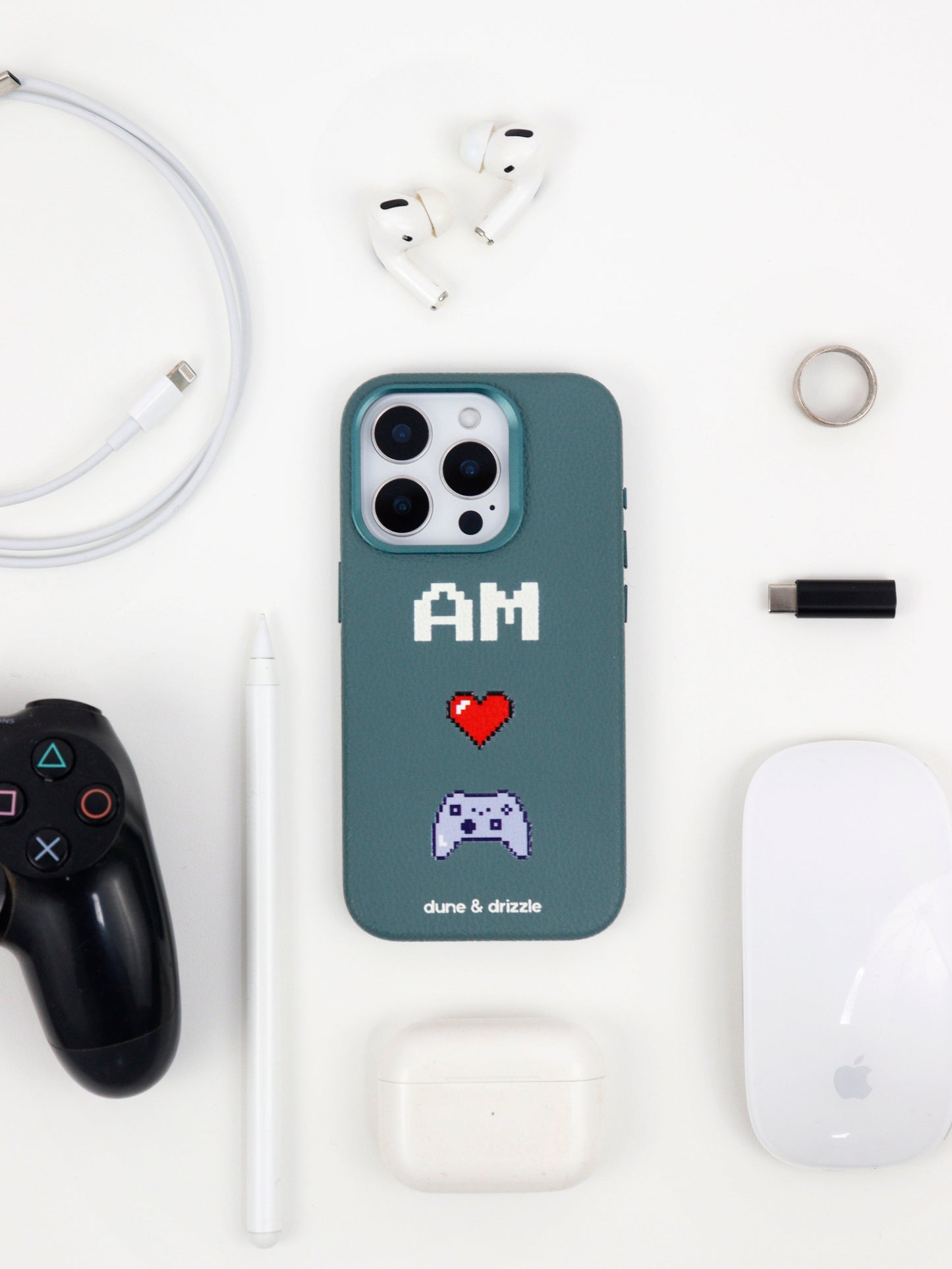 Pixel Love Game ~ iPhone 15 Plus